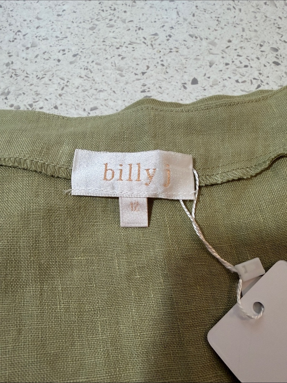 NWT Billy J LINEN Square Neck Sleeveless Top Lightweight Everyday Basic Size 12 - Picture 4 of 8